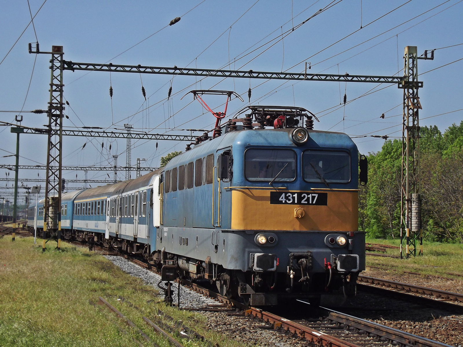 431 217 / V43 1217 /