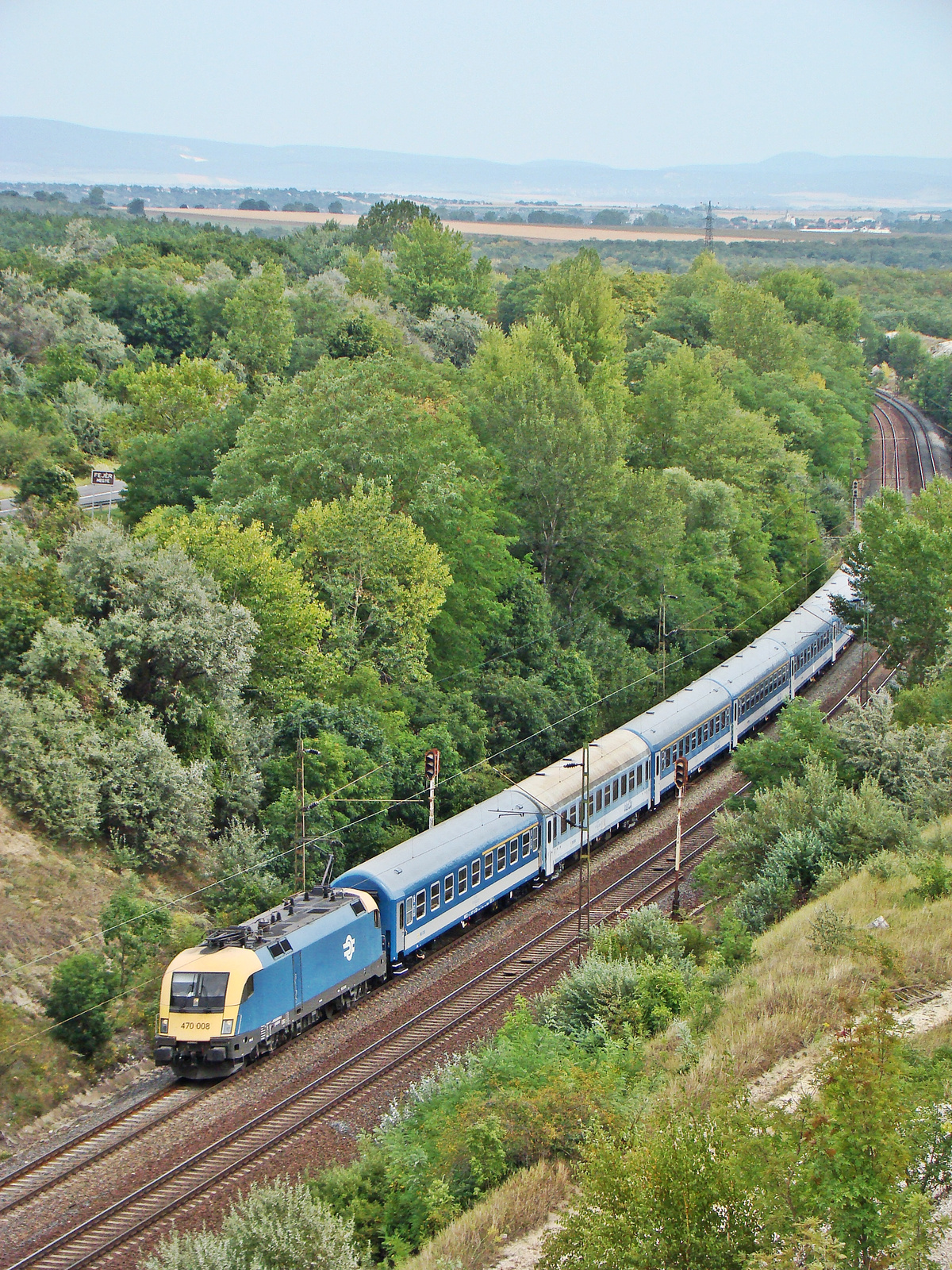 470 008 / 1047 008 /