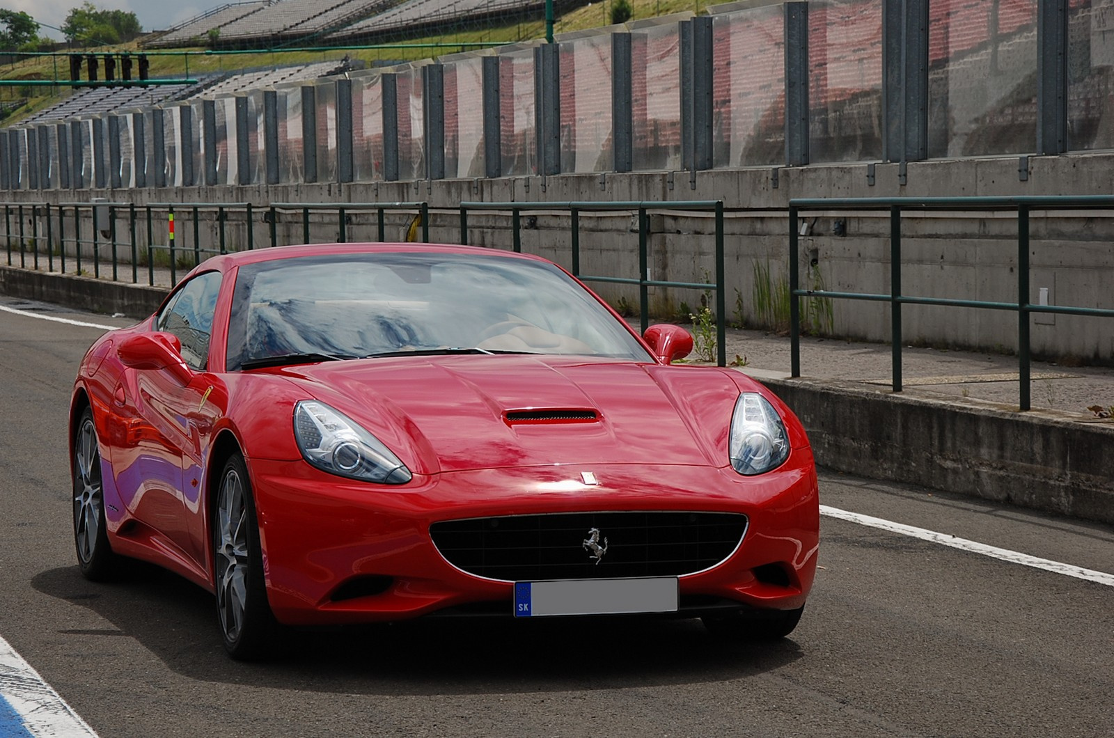 Ferrari California