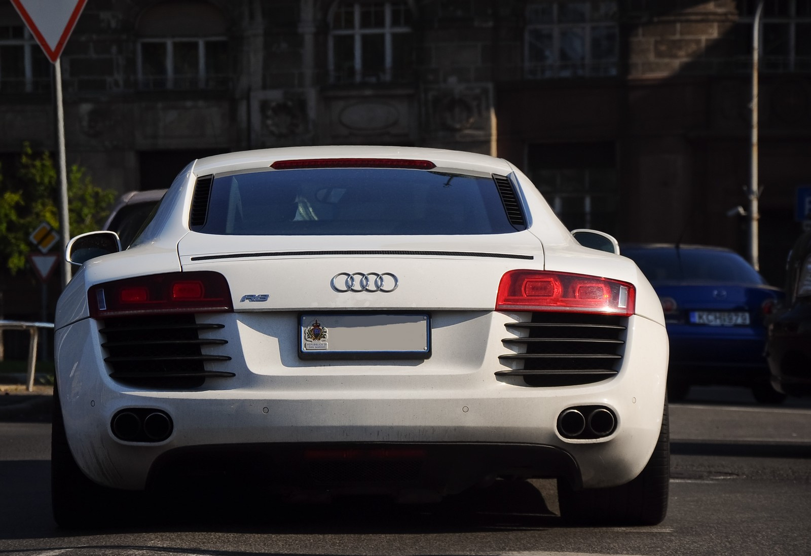 Audi R8