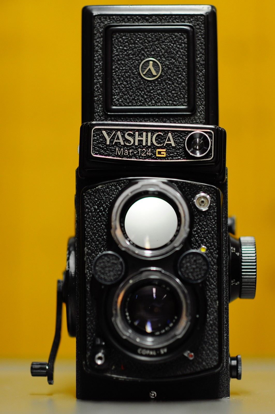 Yashica Mat-124 G