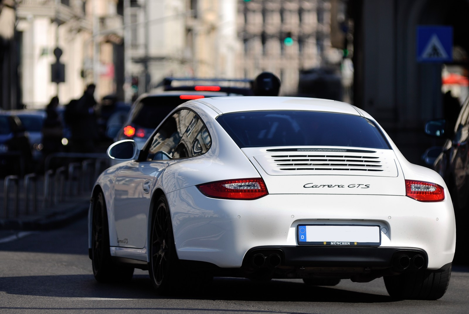 Porsche 911 Carrera GTS