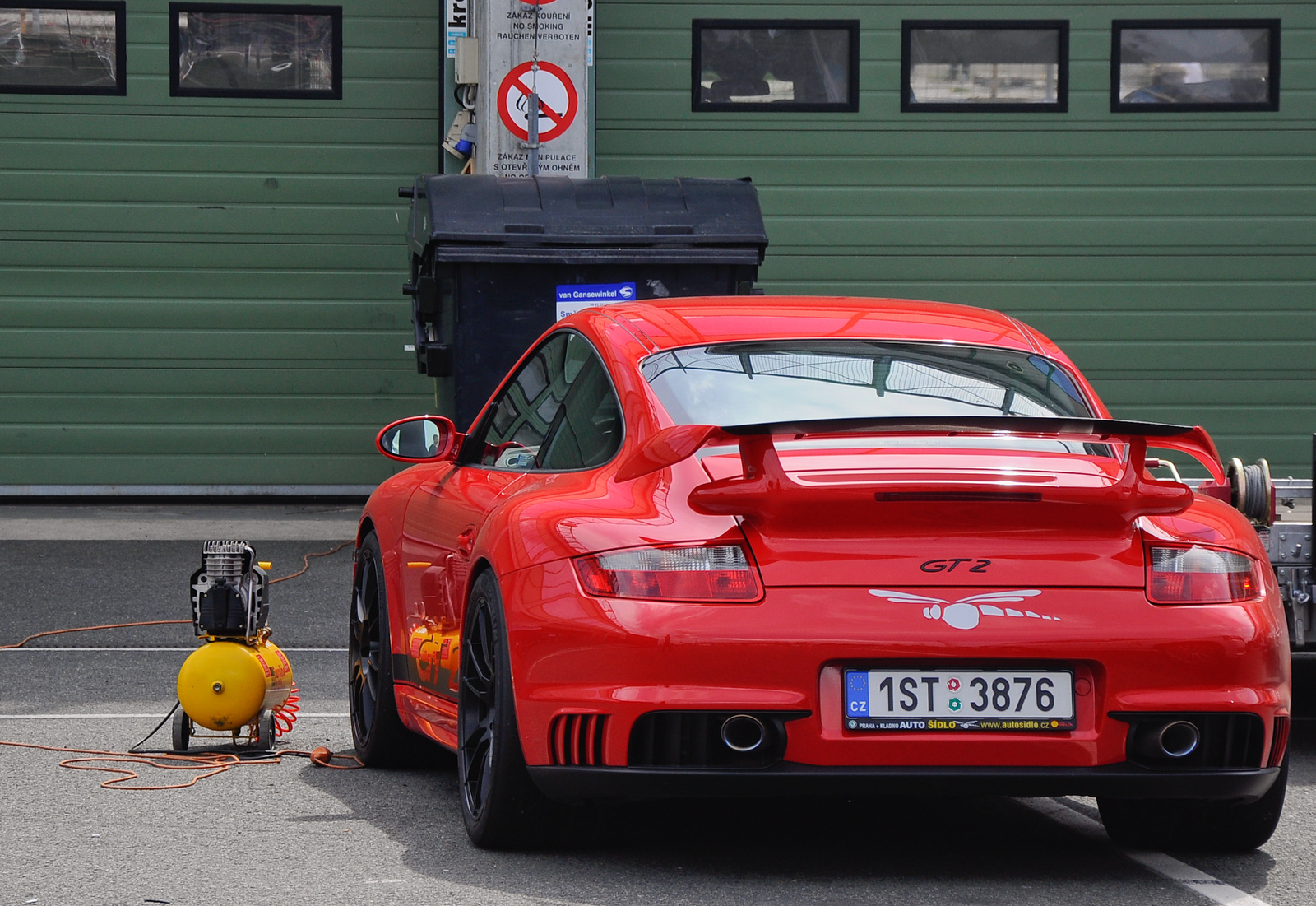 Porsche 911 GT2