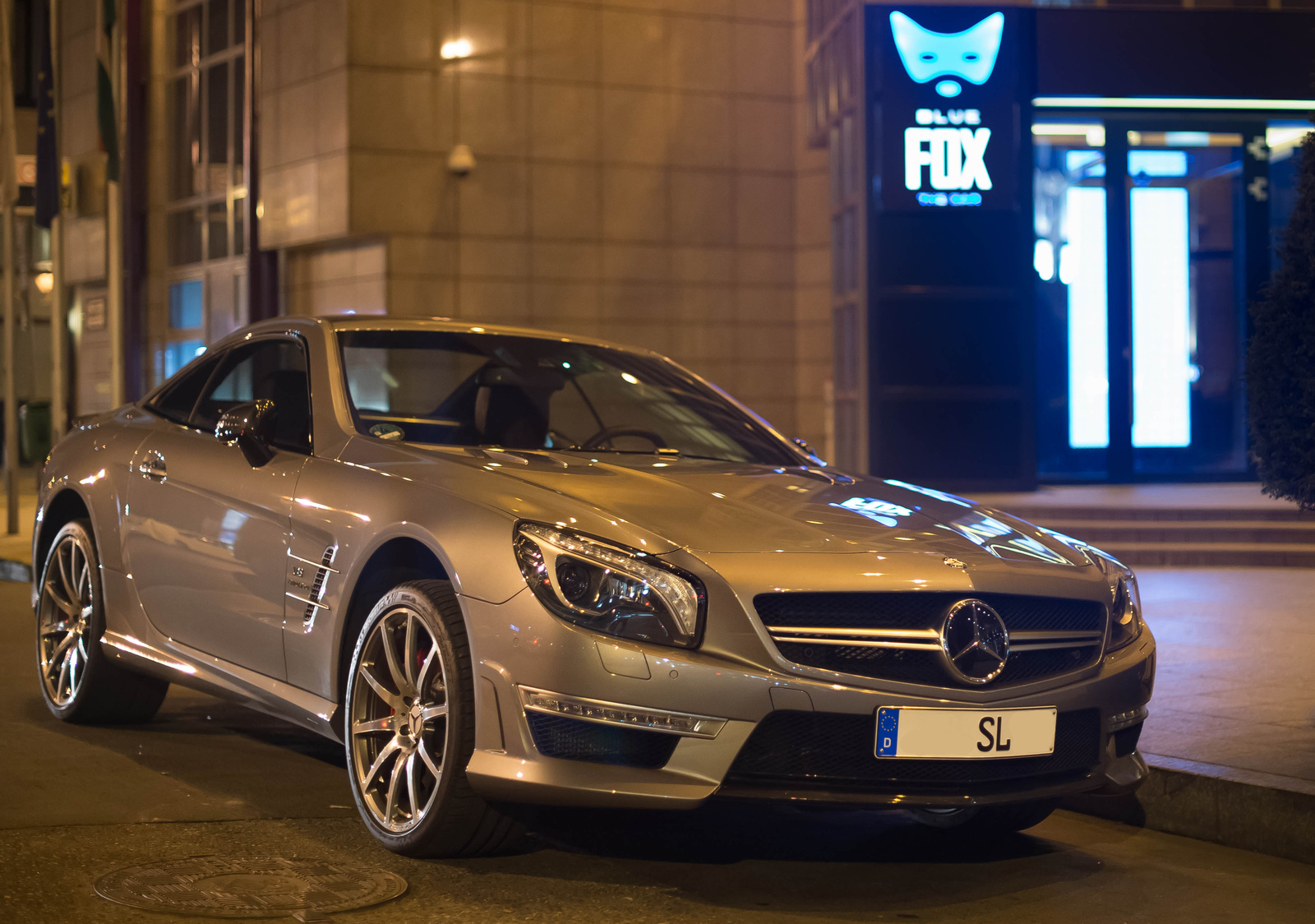 Mercedes SL 63 AMG