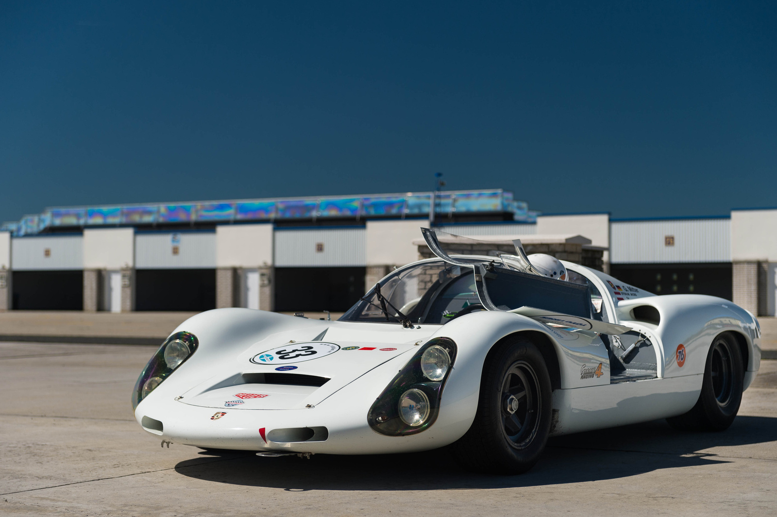 Porsche 907