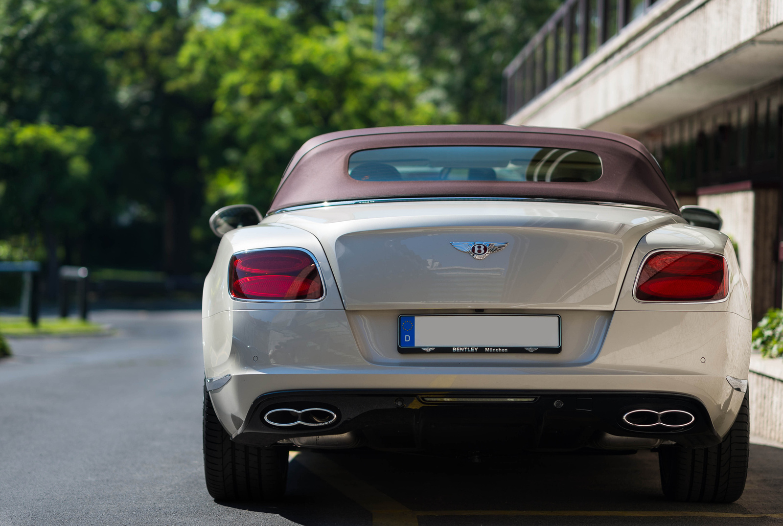 Bentley Continental GTC V8 S