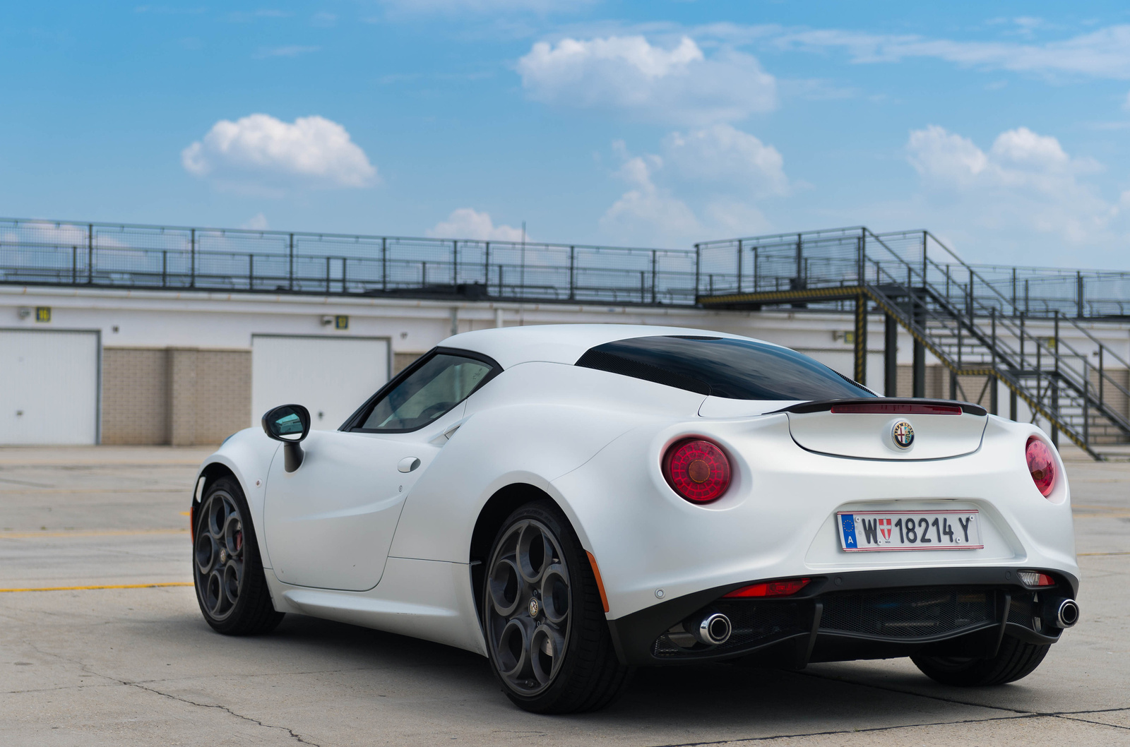 Alfa Romeo 4C Launch Edition