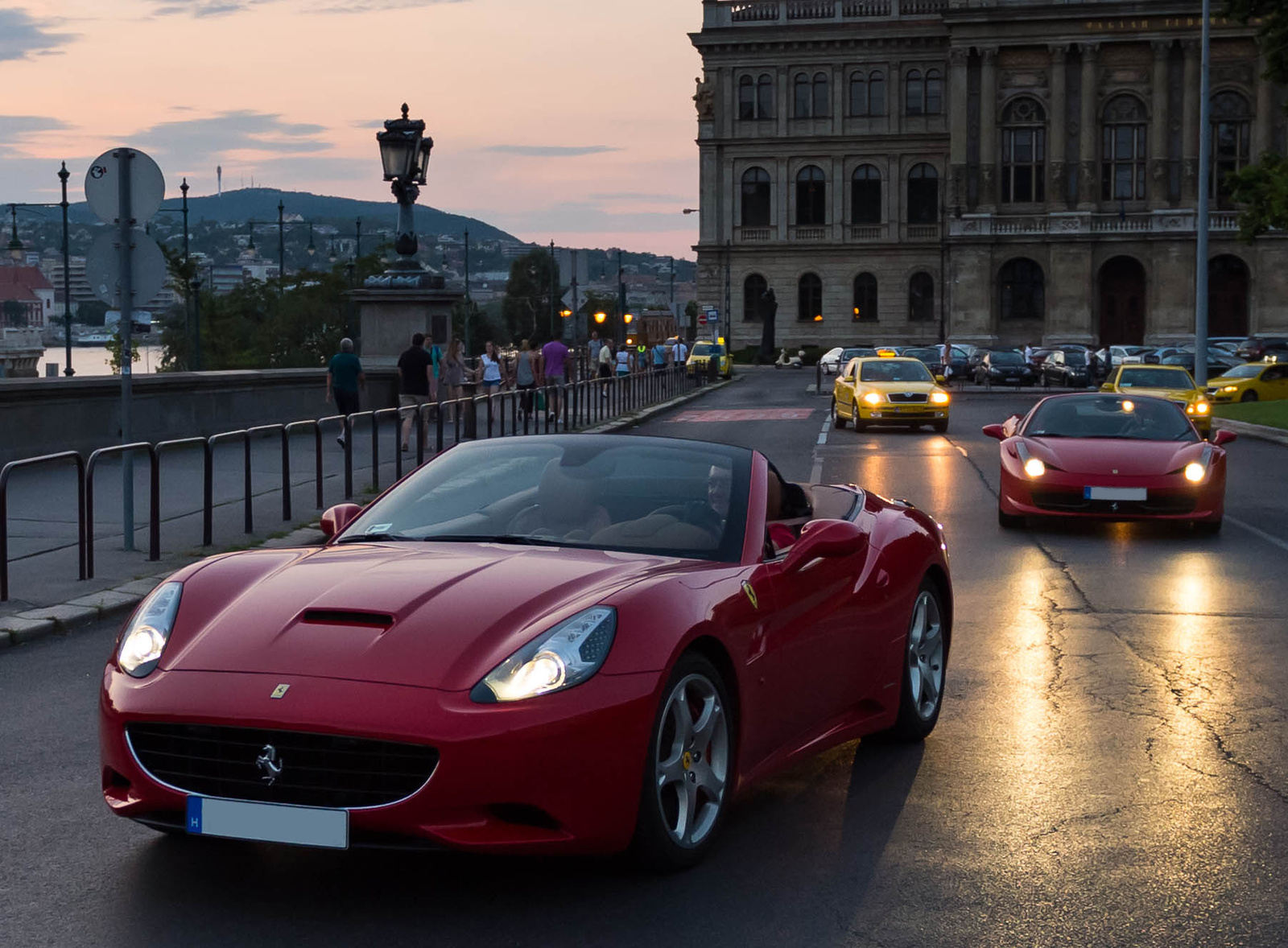 Ferrari California - Ferrari 458 Spider