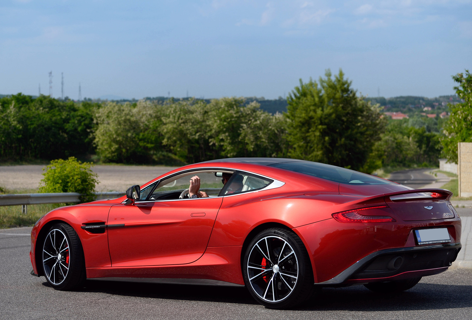 Aston Martin Vanquish