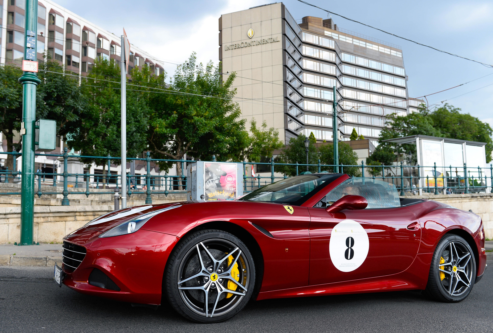 Ferrari California T