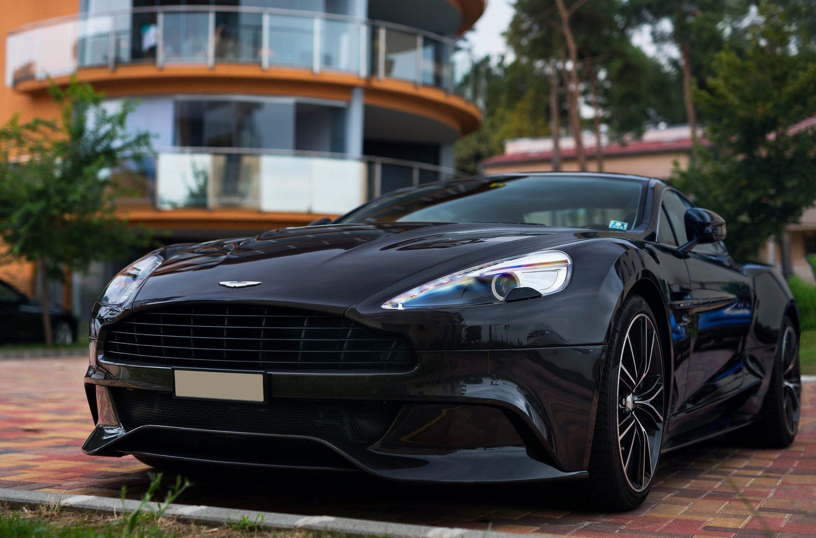 Aston Martin Vanquish