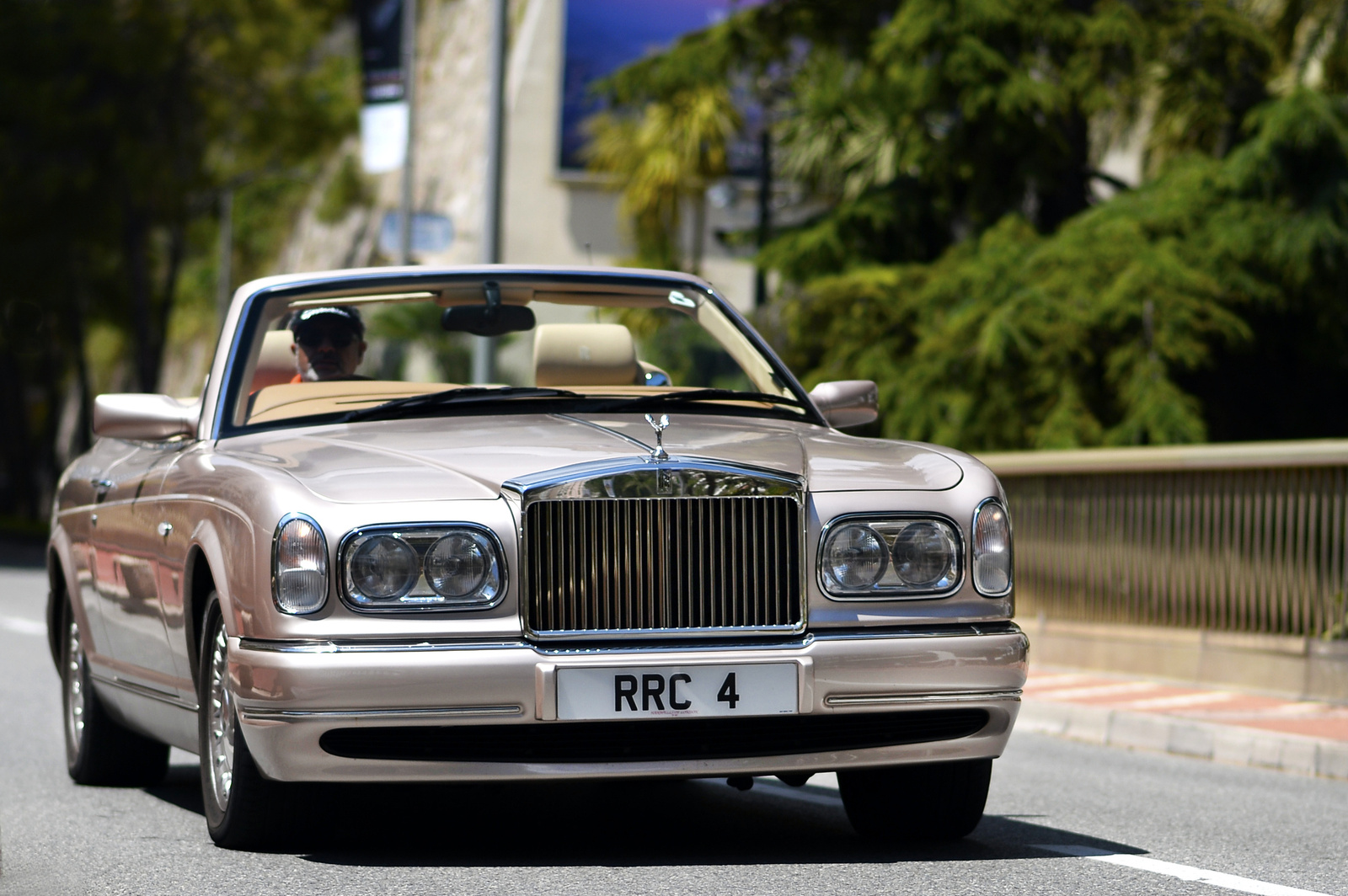 Rolls-Royce Corniche