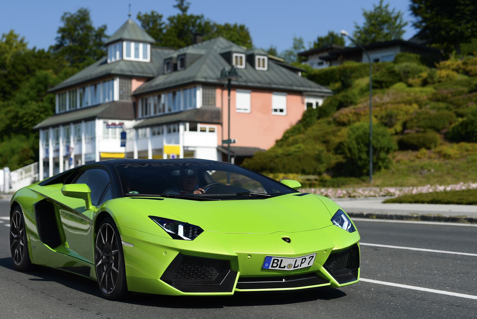 Lamborghini Aventador