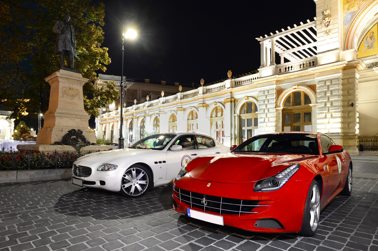 Ferrari FF - Maserati Quattroporte