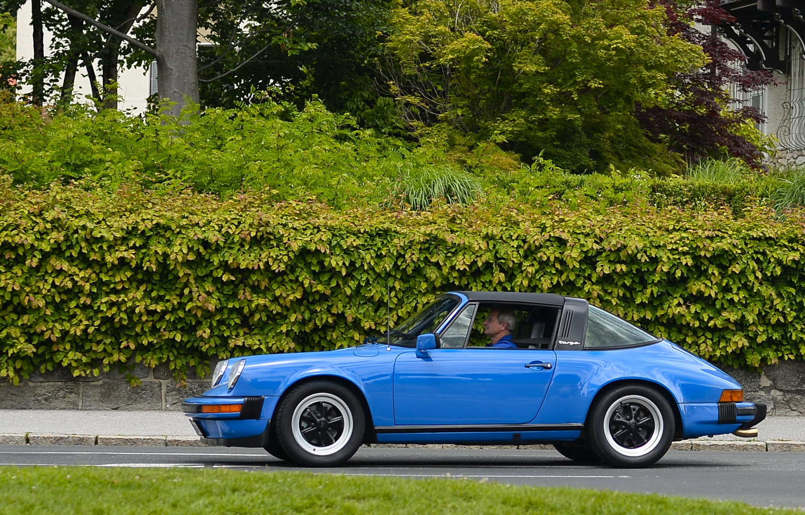 Porsche 911 Targa