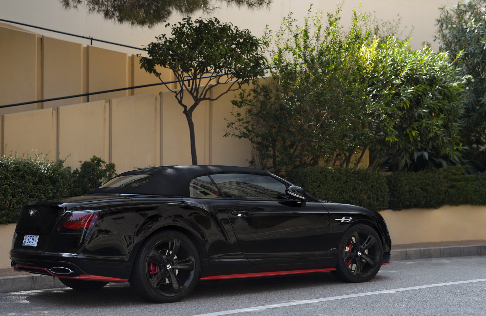 Bentley Continental GTC Speed Black Edition