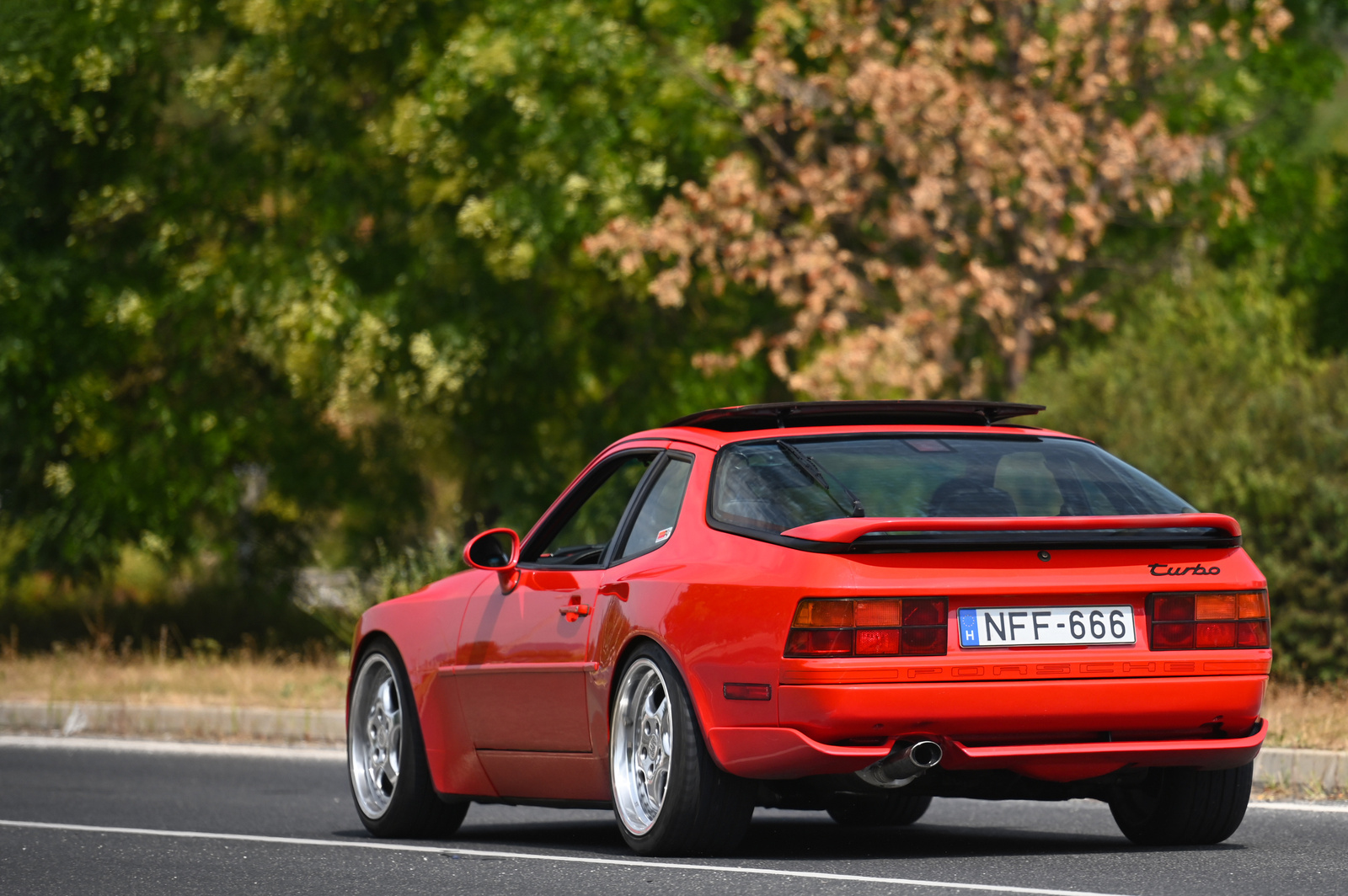 Porsche 944 Turbo