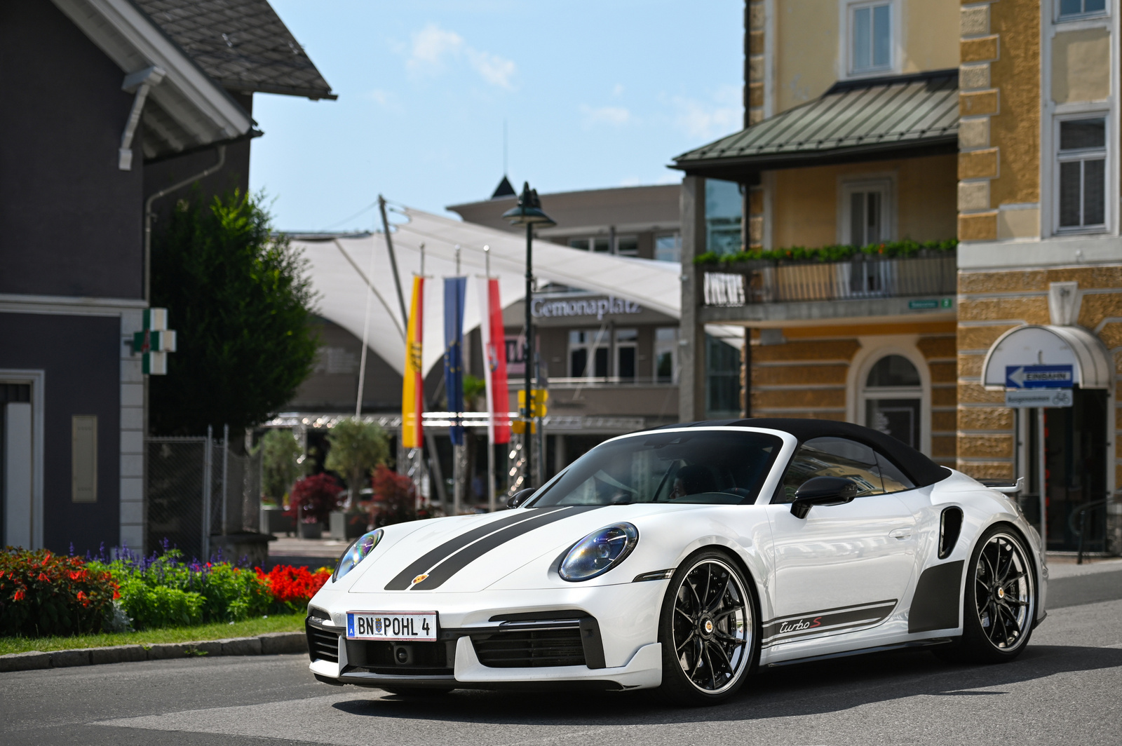 Porsche 911 Turbo S Cabrio