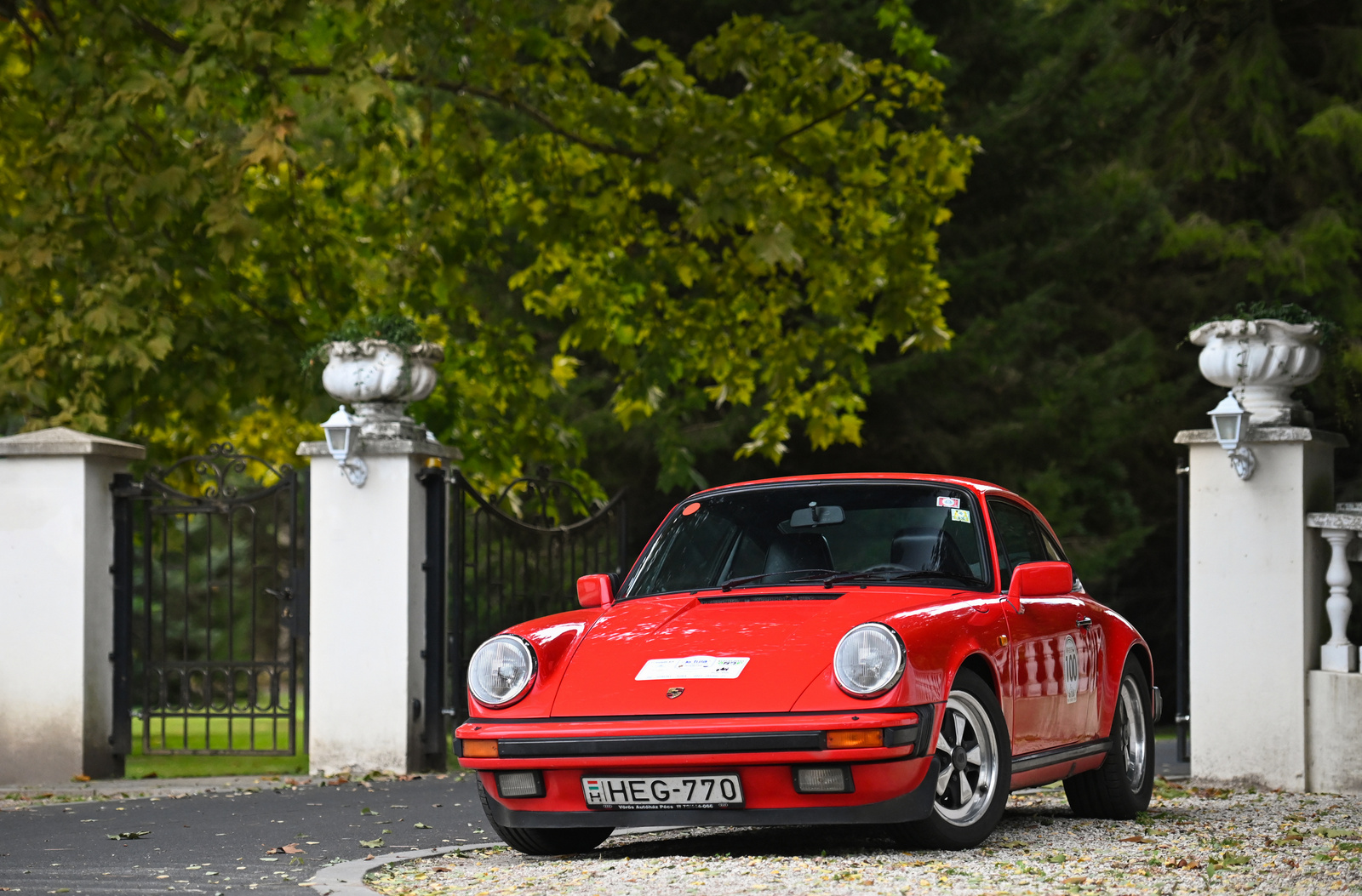 Porsche 911 Carrera