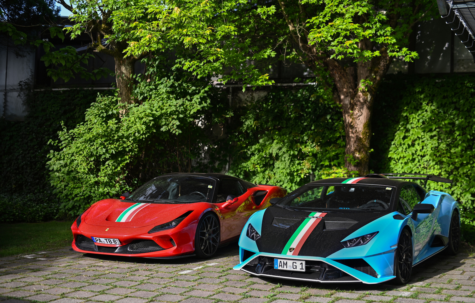 Ferrari F8 Spider - Lamborghini Huracán STO