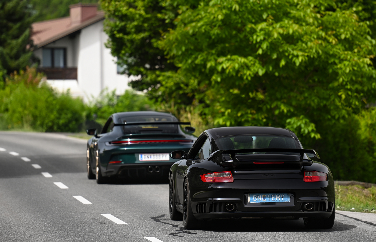 Porsche 911 GT3 - Porsche 911 GT2