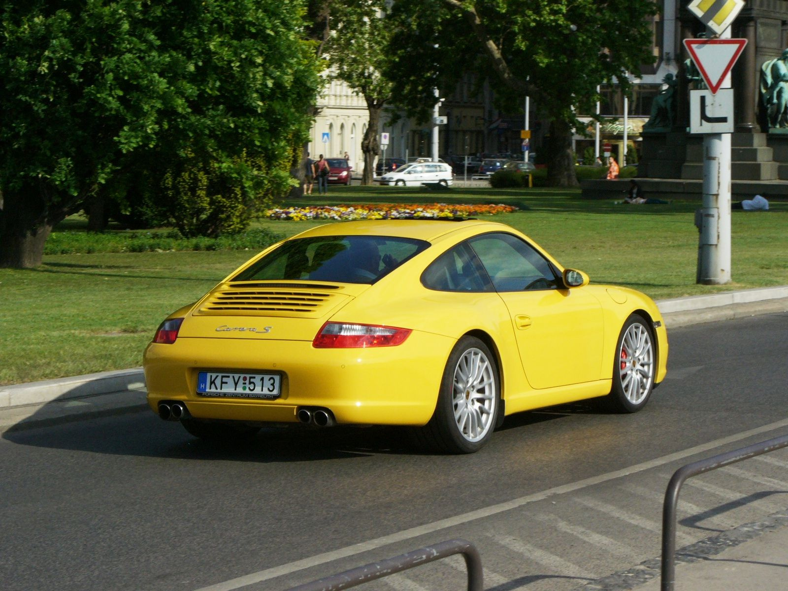 Porsche 911 Carrera S