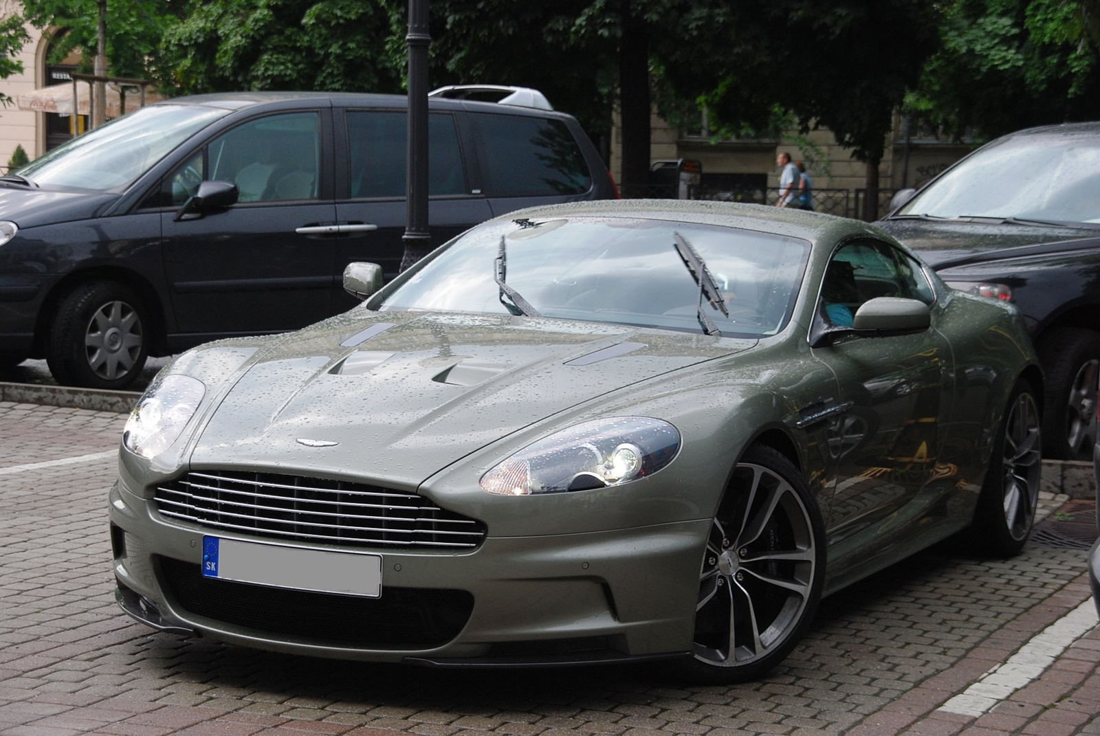 Aston Martin DBS