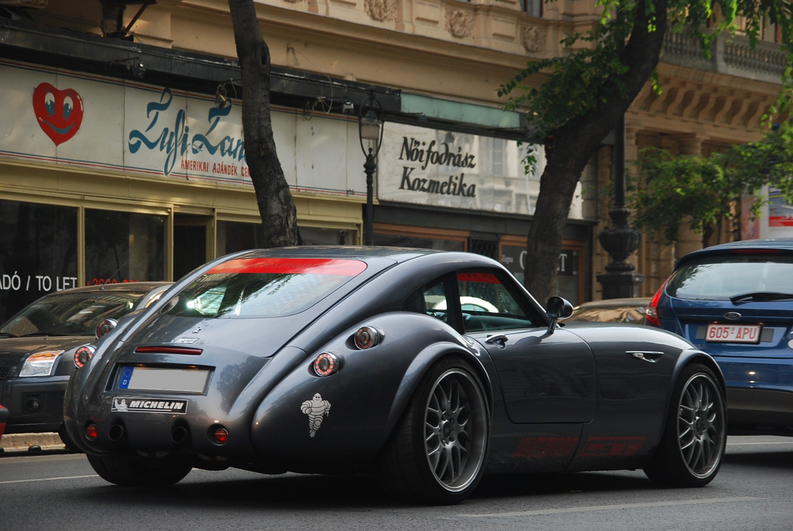 Wiesmann MF4