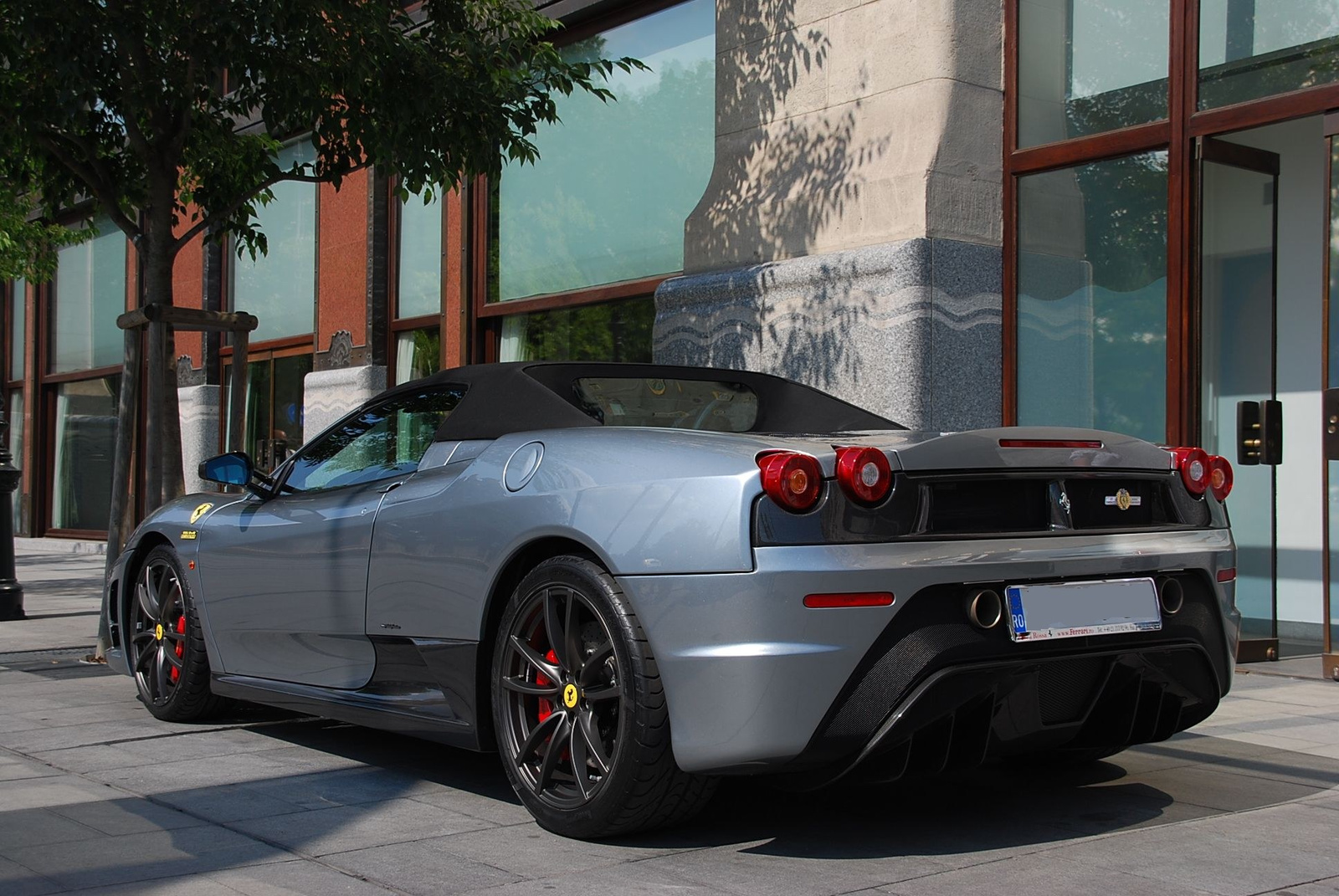 Ferrari 430 Scuderia Spider 16M