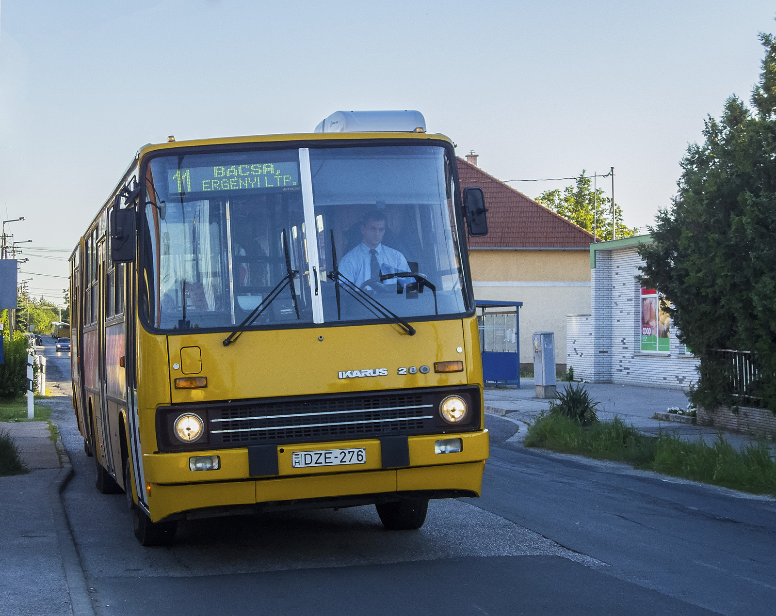 Ikarus 280, DZE-276 KVRt.