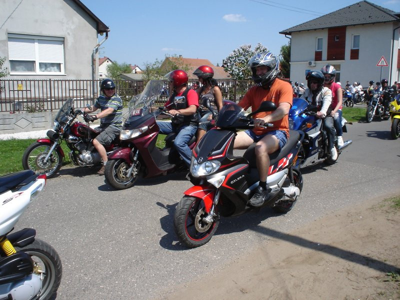 Téglási motoros felvonulás 2012