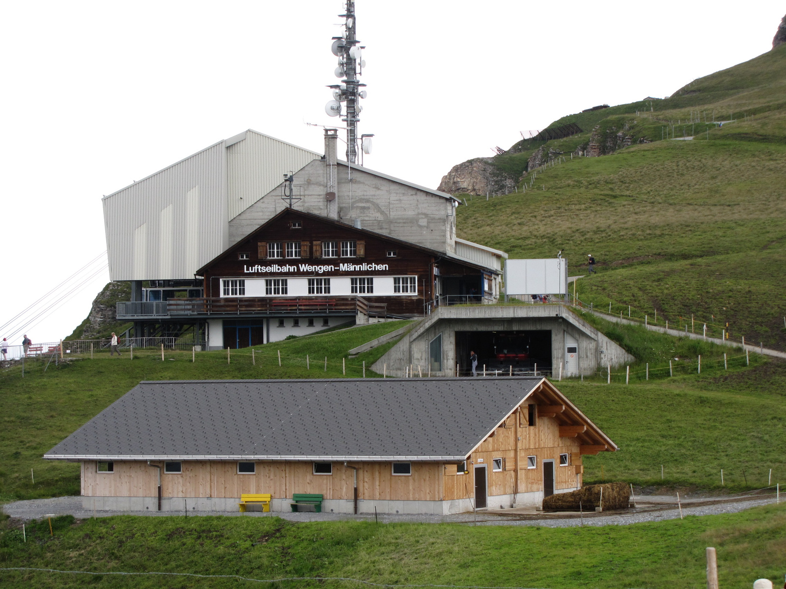 Svájc, Jungfrau Region, Luftseilbahn Wengen-Männlichen, SzG3