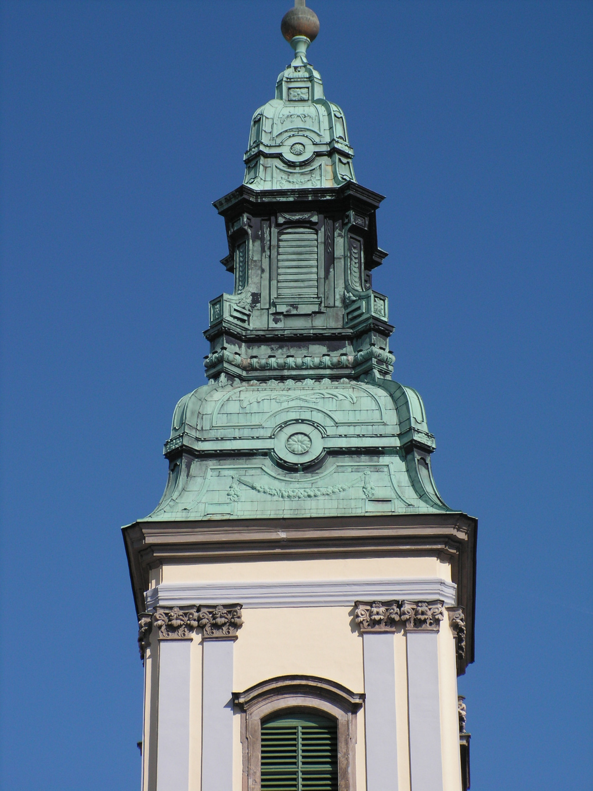 Budapest, a Belvárosi templom egyik tornya, SzG3