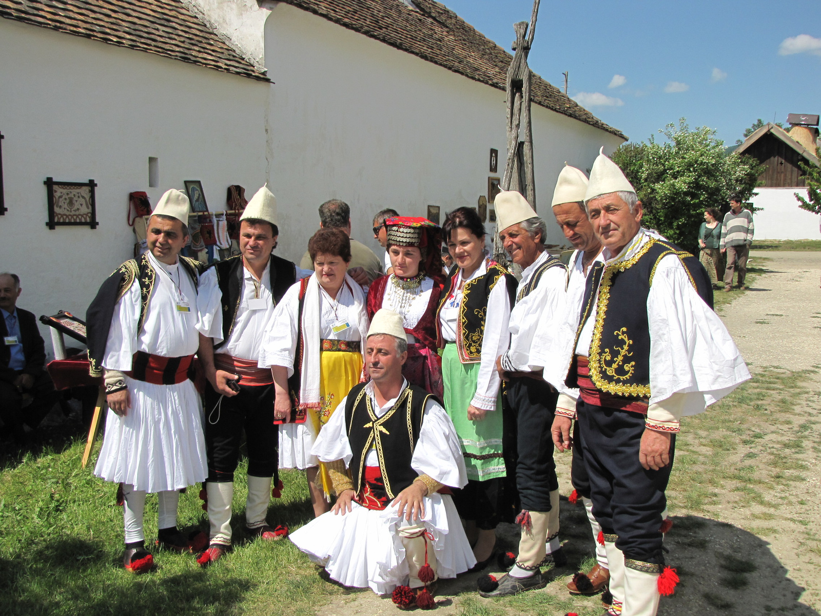 Szentendre - Skanzen, Pünkösdi sokadalom, SzG3