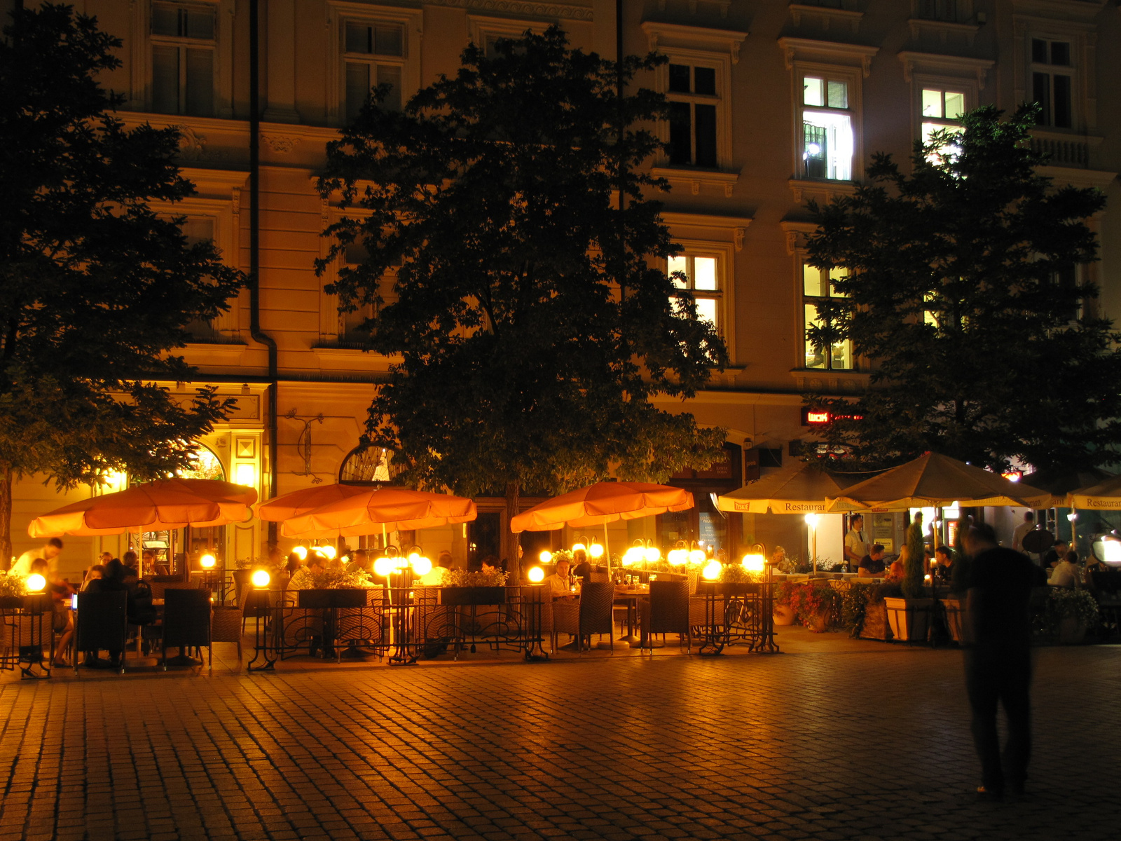 Krakkó, a Rynek (Főtér), SzG3