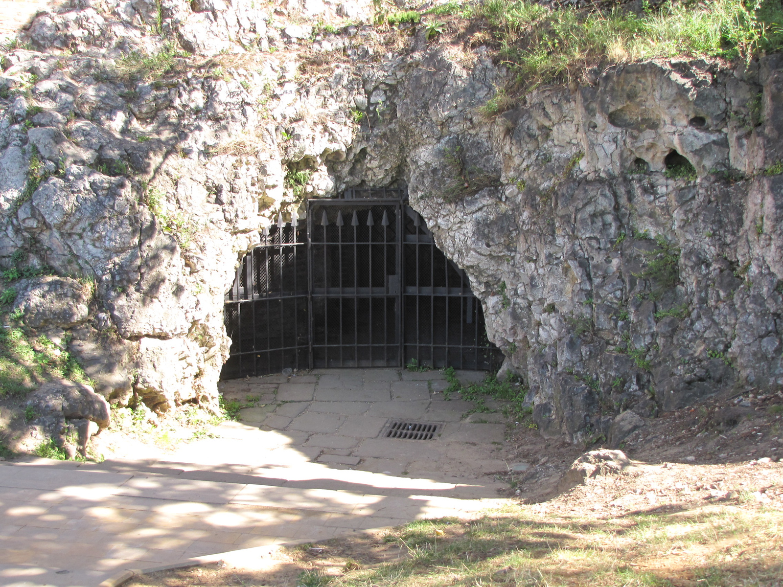 Krakkó, a sárkány barlangja a Wawel alatt, SzG3