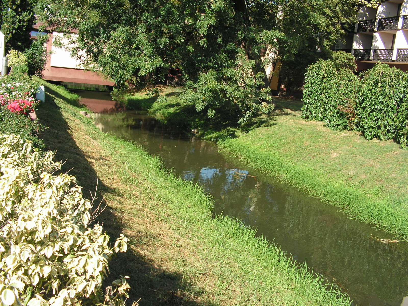 Magyarország, Sárvár, a Thermal Hotel melletti patak, SzG3