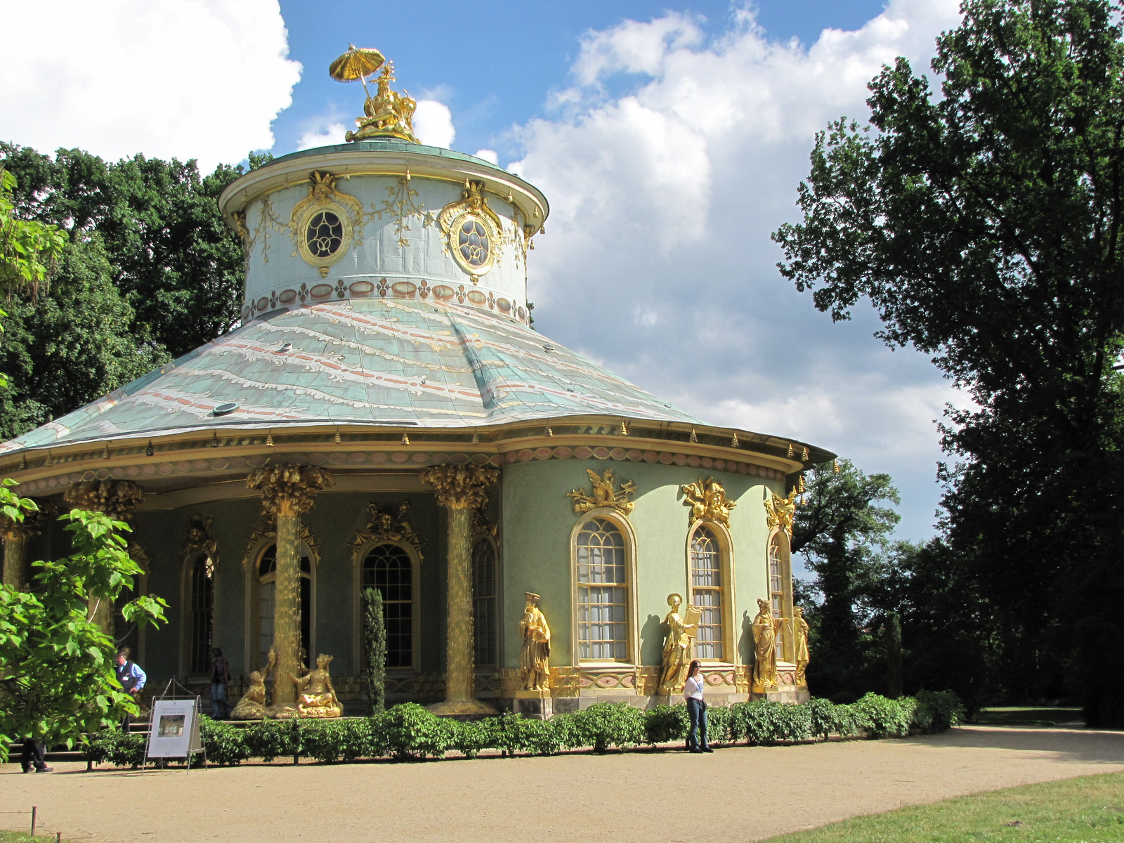 Potsdam, Sanssouci, a Kínai teaház pavilon, SzG3