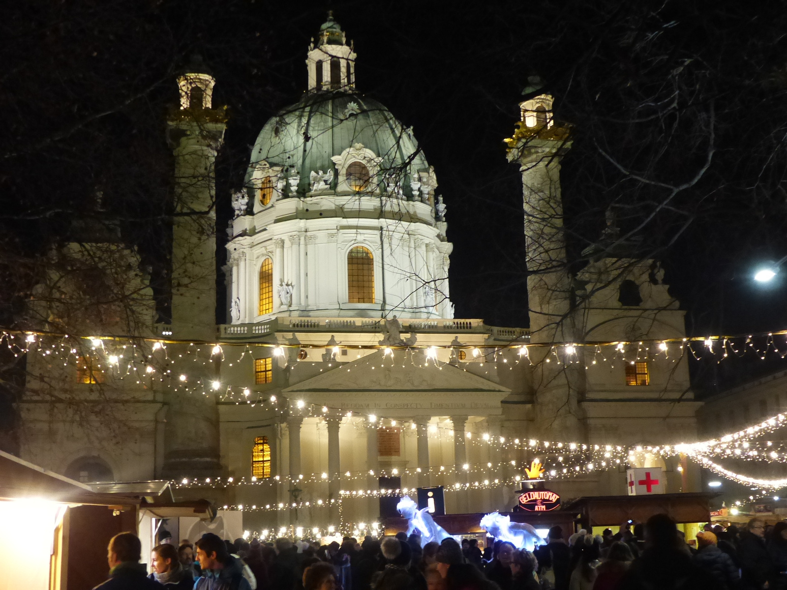 Bécs, Karlsplatz, Karlskirche, SzG3