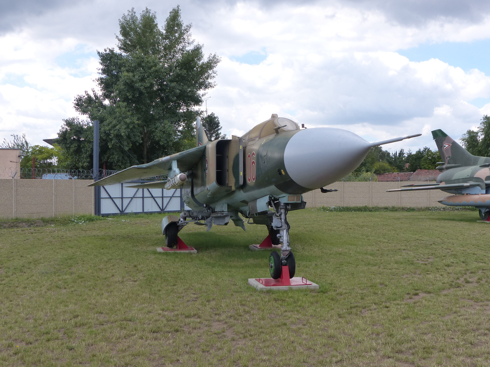 Szolnok, Rep Tár, MIG-23MF (Flogger B), SzG3