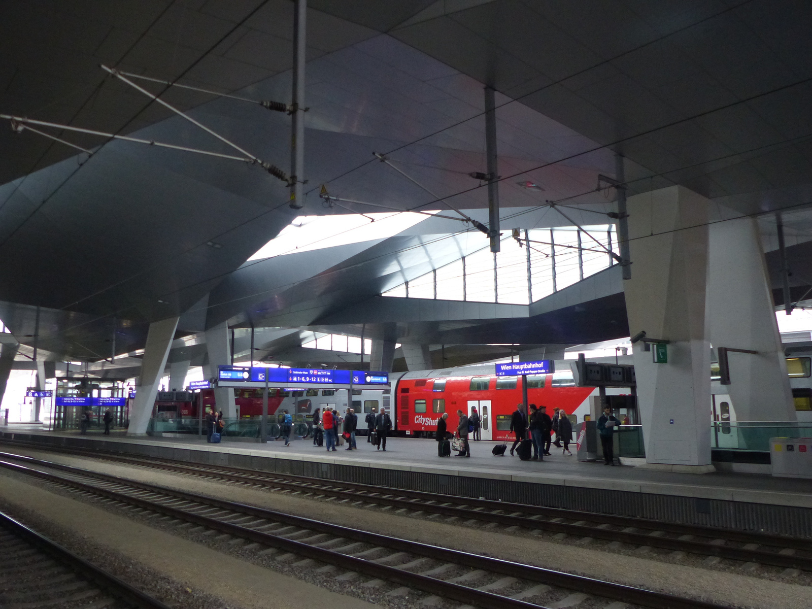 Bécs, Hauptbahnhof (Főpályaudvar), SzG3