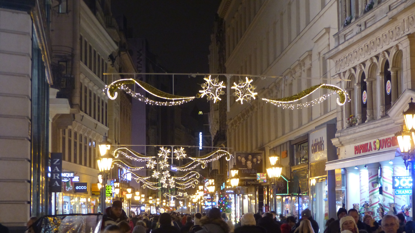 Budapest, advent a Belvárosban, SzG3