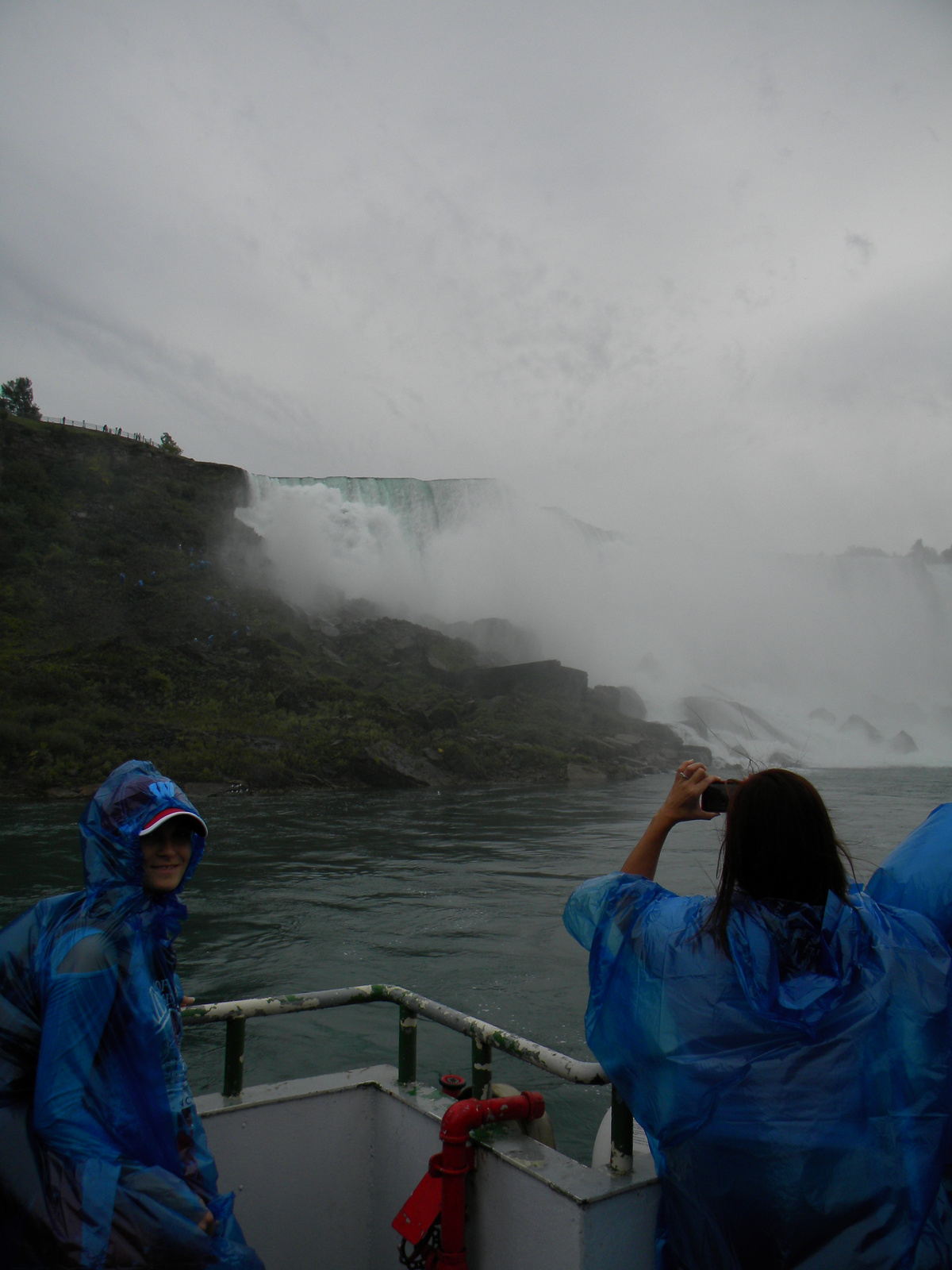 Niagara-28-Maid of the mist