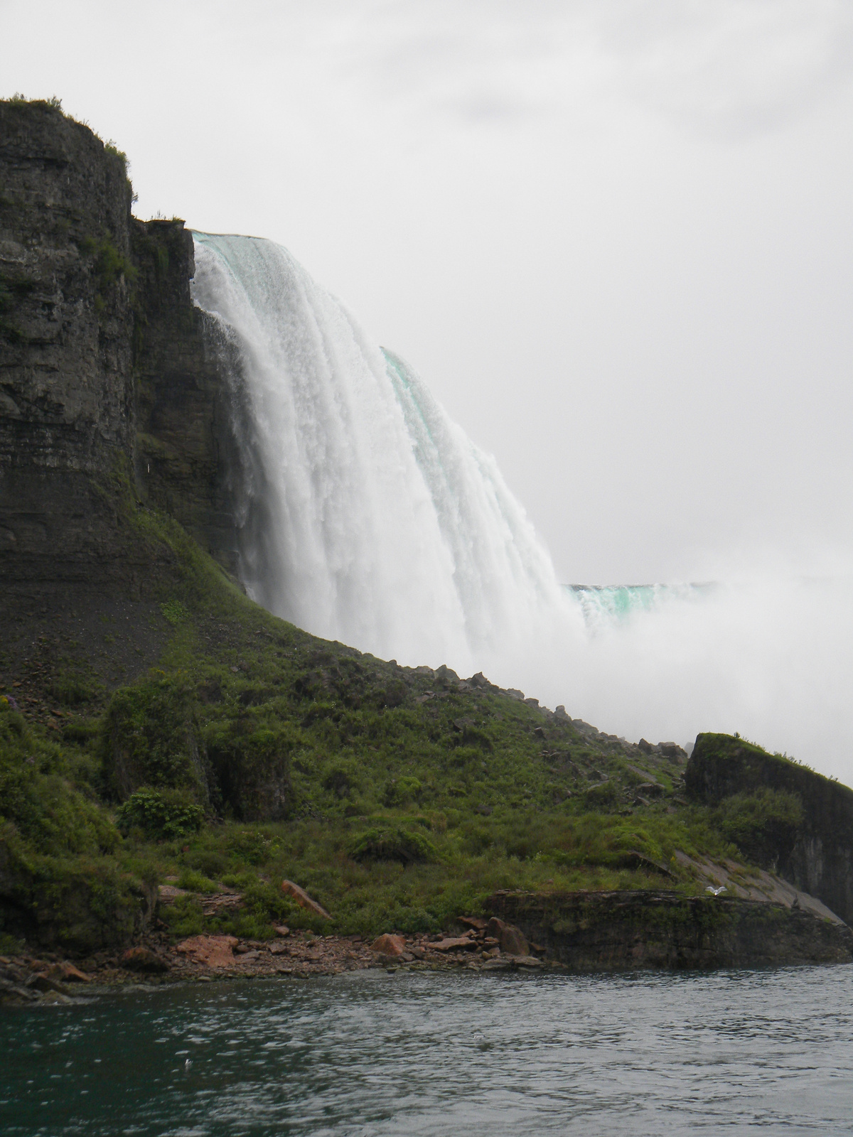 Niagara-35-Maid of the mist