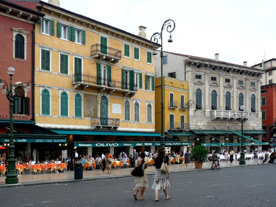 Verona - Piazza Bra