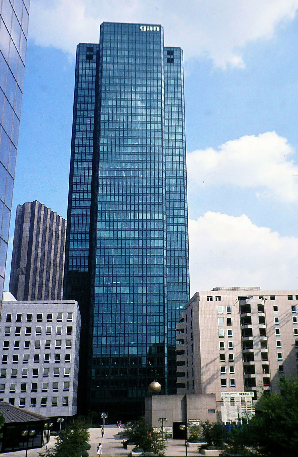 Párizs - La Défense, 1976-83