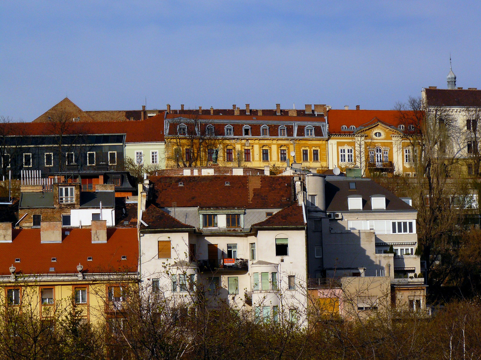 Vérmezőről a Vár déli "lejtője", 2012.március