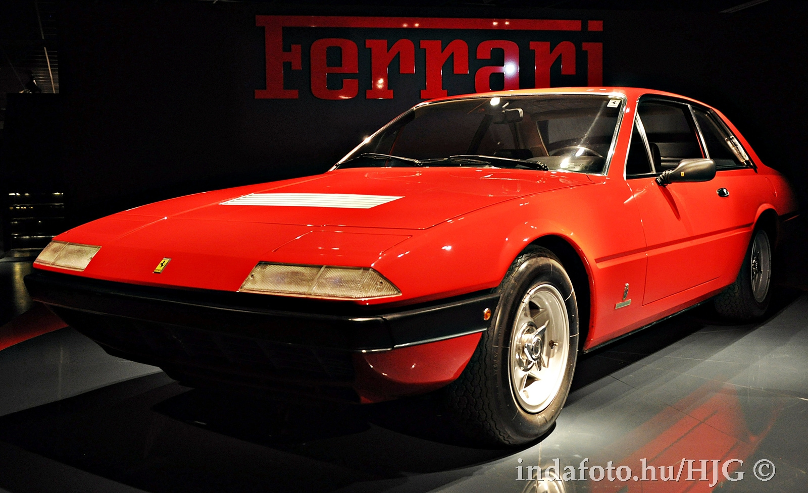 Ferrari 365 GT4 2+2 (1973.)