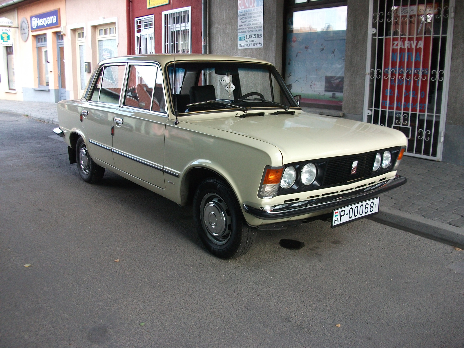 Polski Fiat 125p 001