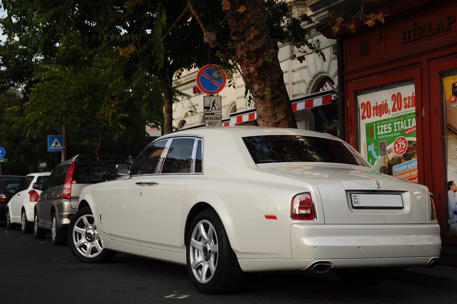 Rolls-Royce Phantom